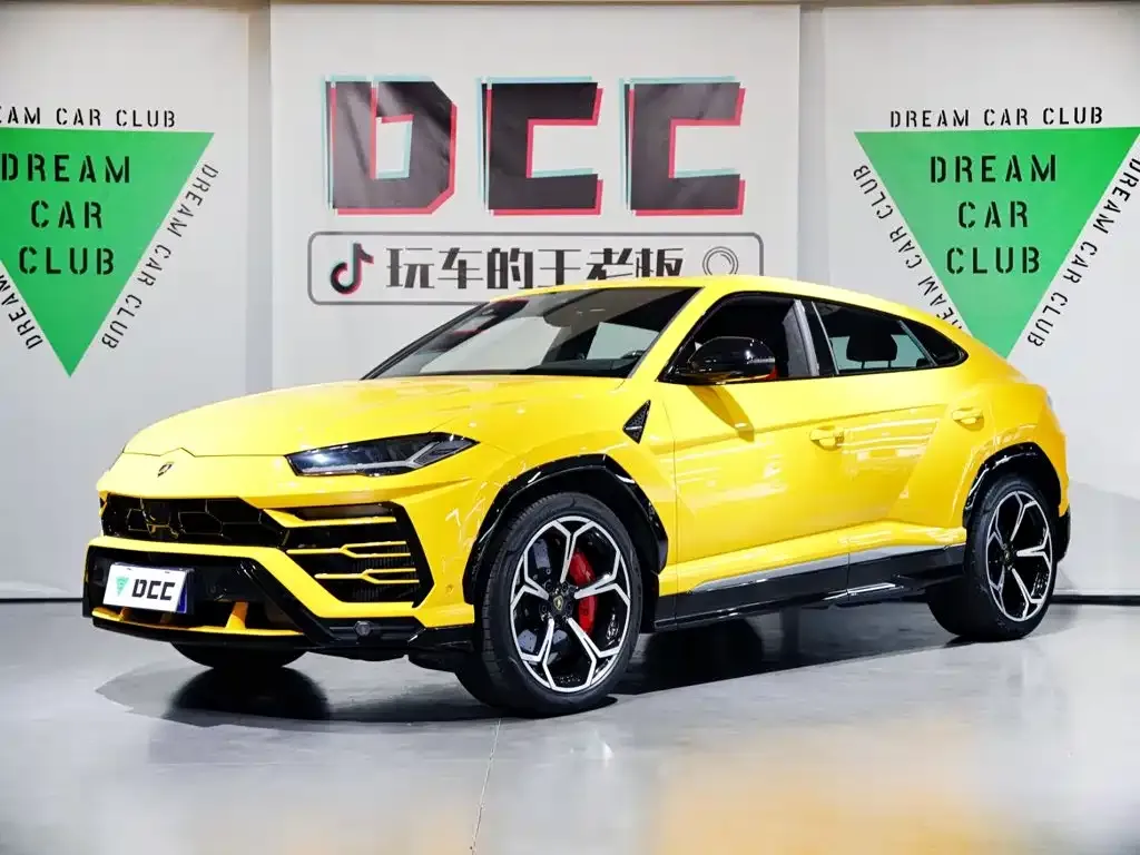 Lamborghini Urus — фото 1