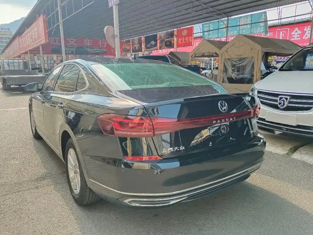 Volkswagen Passat — фото 3