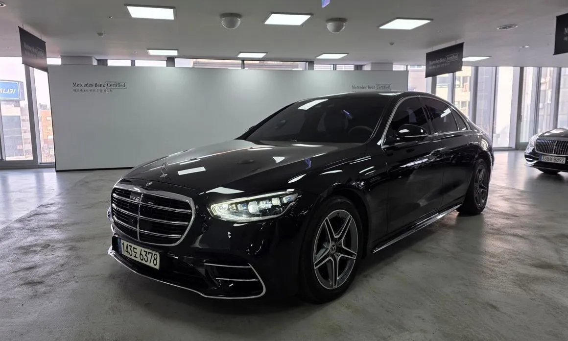 Mercedes-Benz S-Class — фото 1