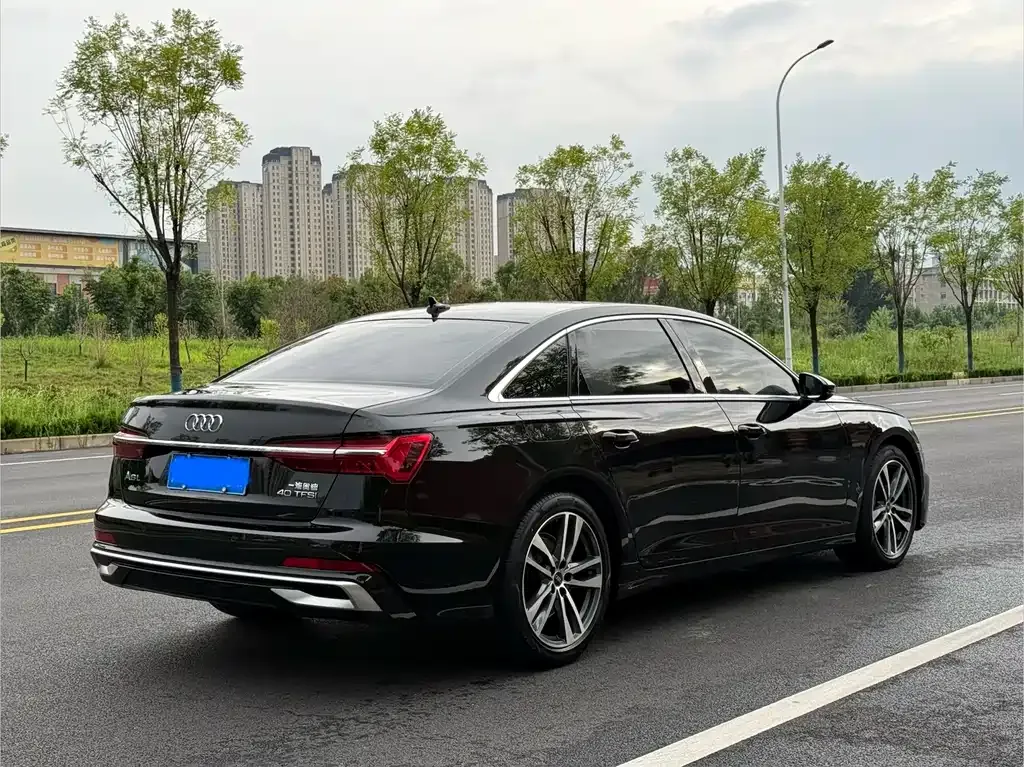Audi A6L — фото 4
