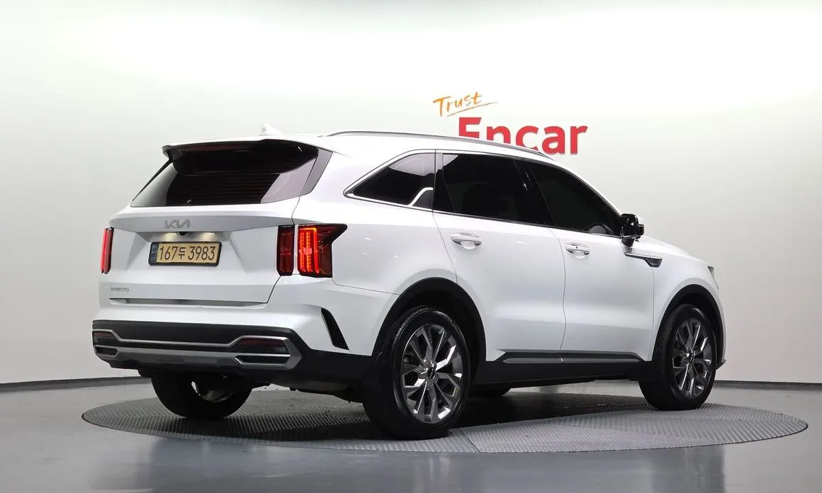 Kia Sorento — фото 4