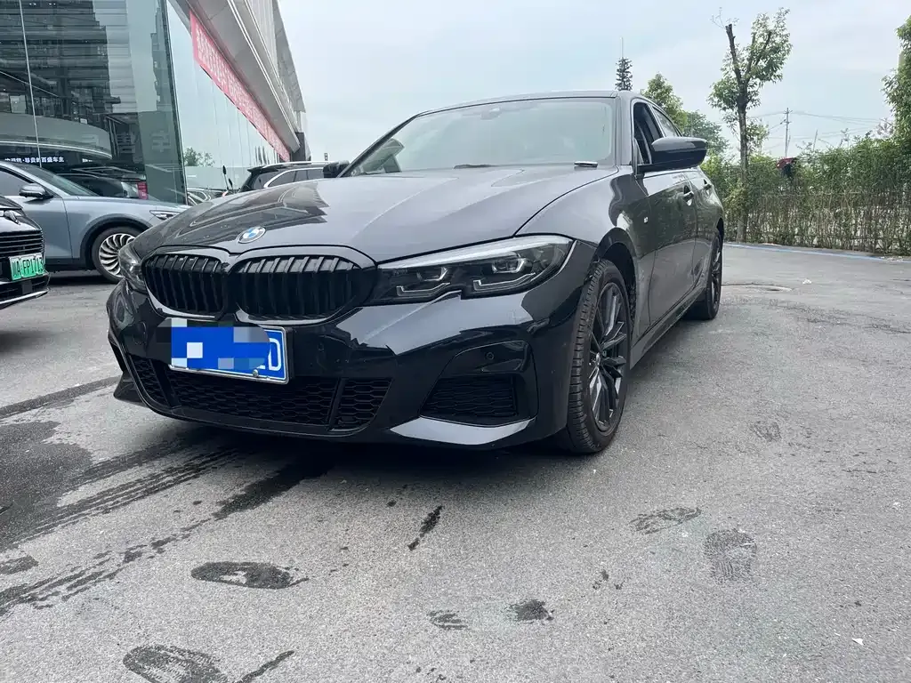 BMW 3 Series — фото 1