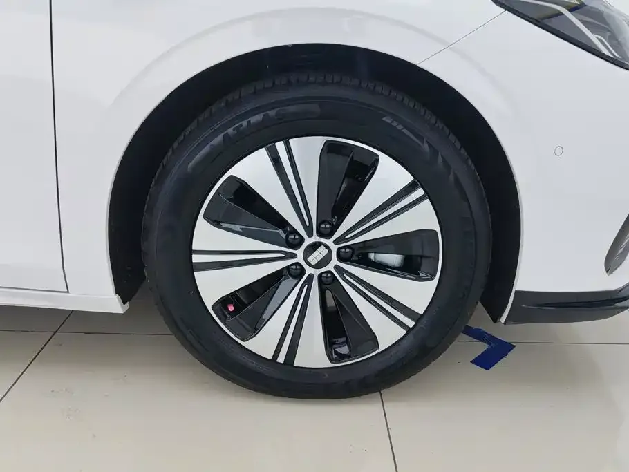 Geely Galaxy A7 EM — фото 2