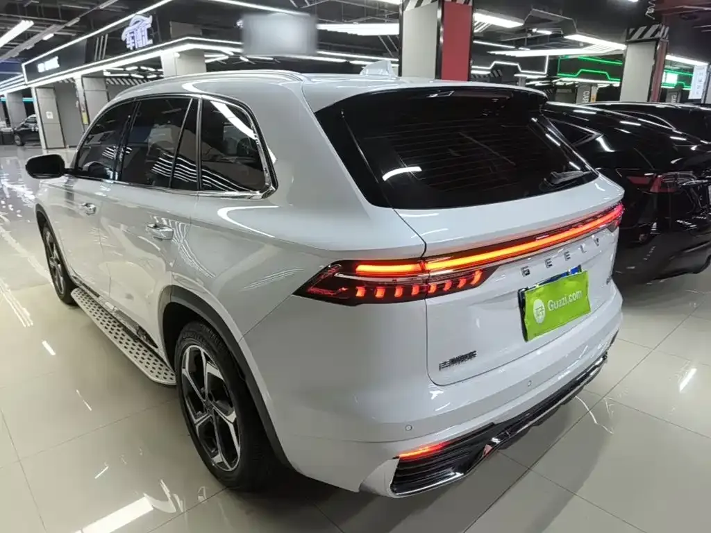 Geely Xingyue L — фото 6