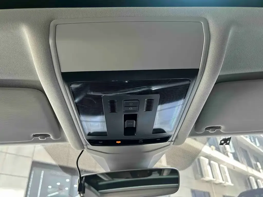 Volkswagen Passat — фото 4