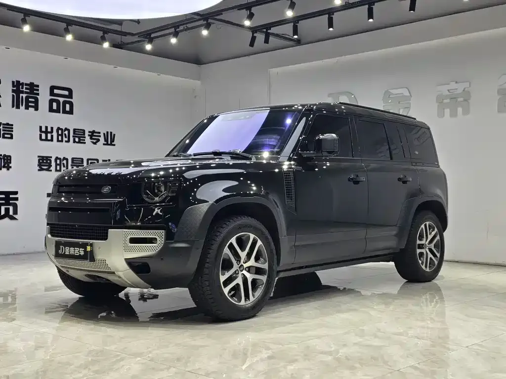 Land Rover Defender — фото 1