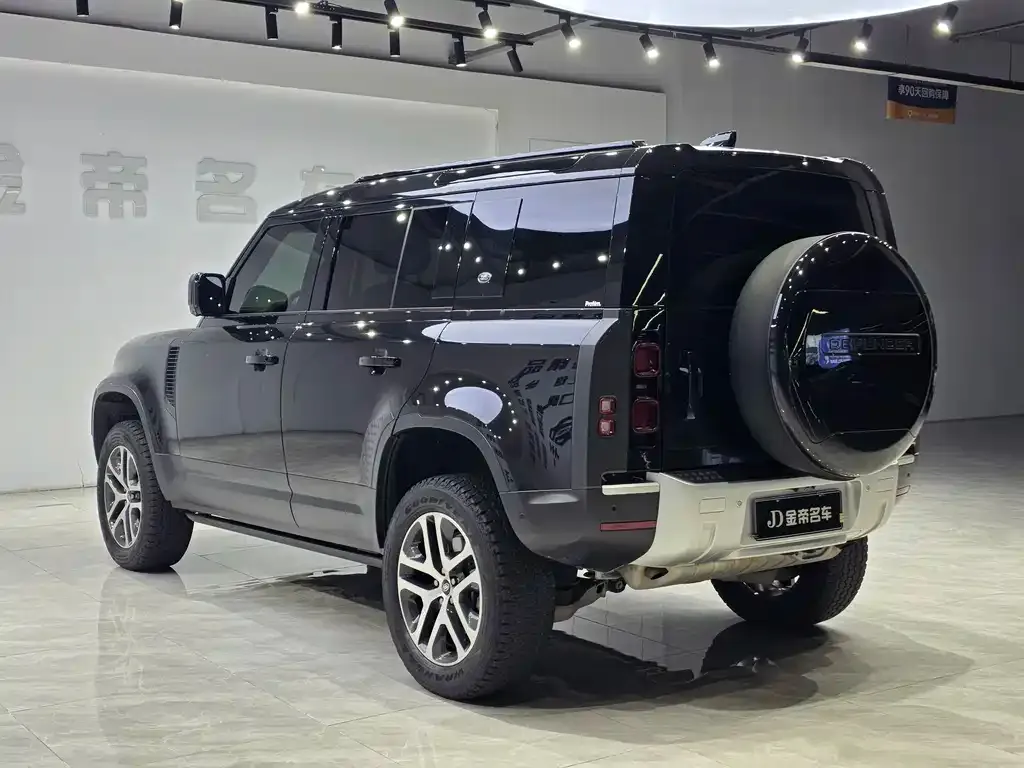 Land Rover Defender — фото 5