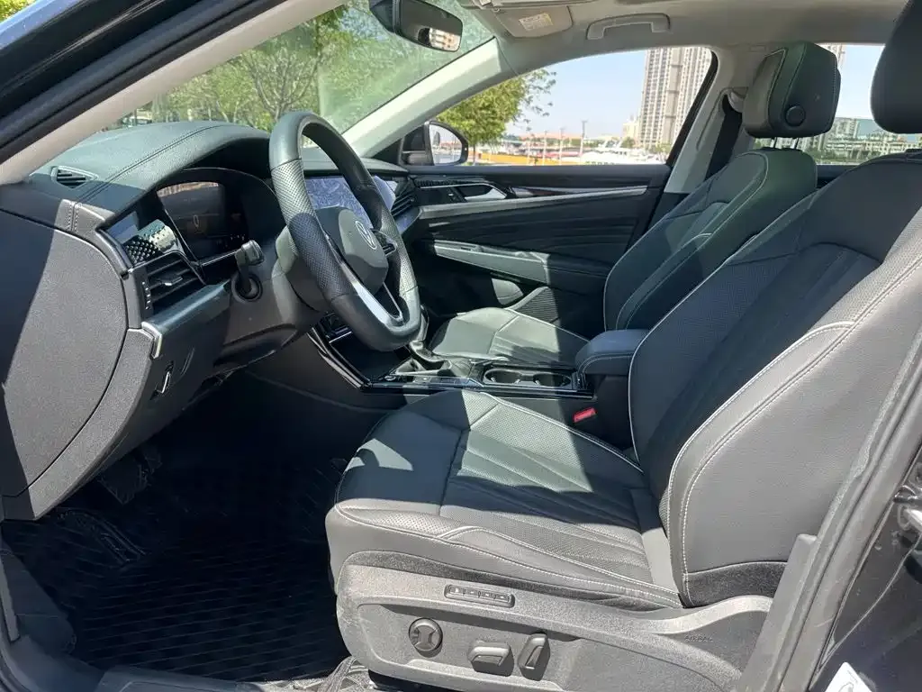 Volkswagen Passat — фото 2