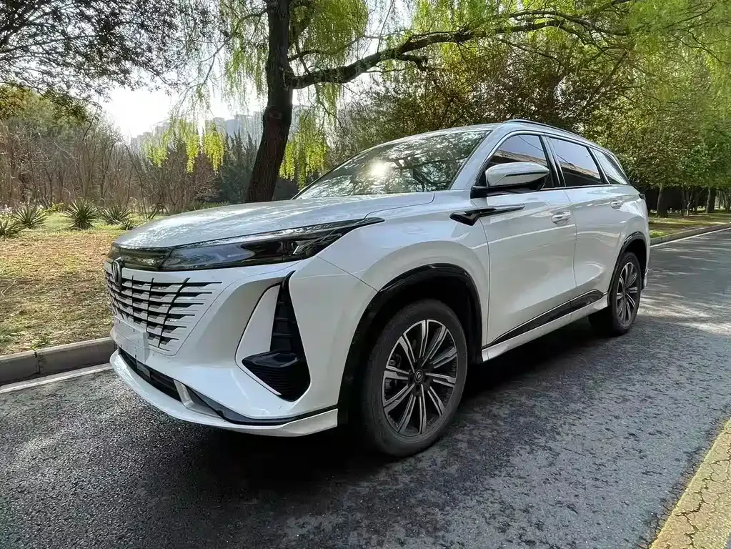Changan CS75 PLUS — фото 9