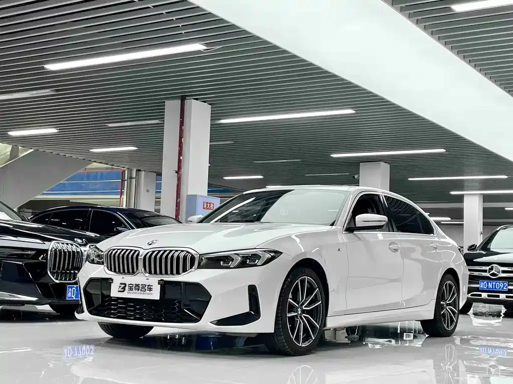 BMW 3 Series — фото 1