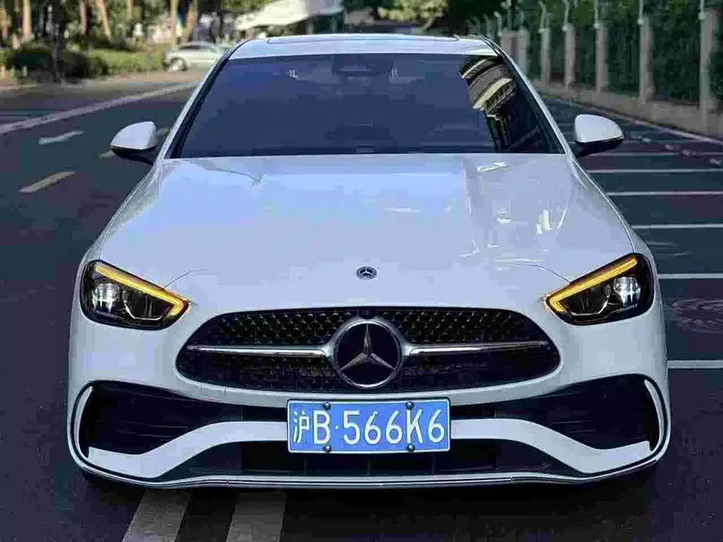 Mercedes-Benz C-Class — фото 1