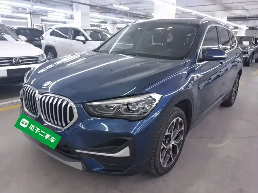 BMW X1 — фото 1