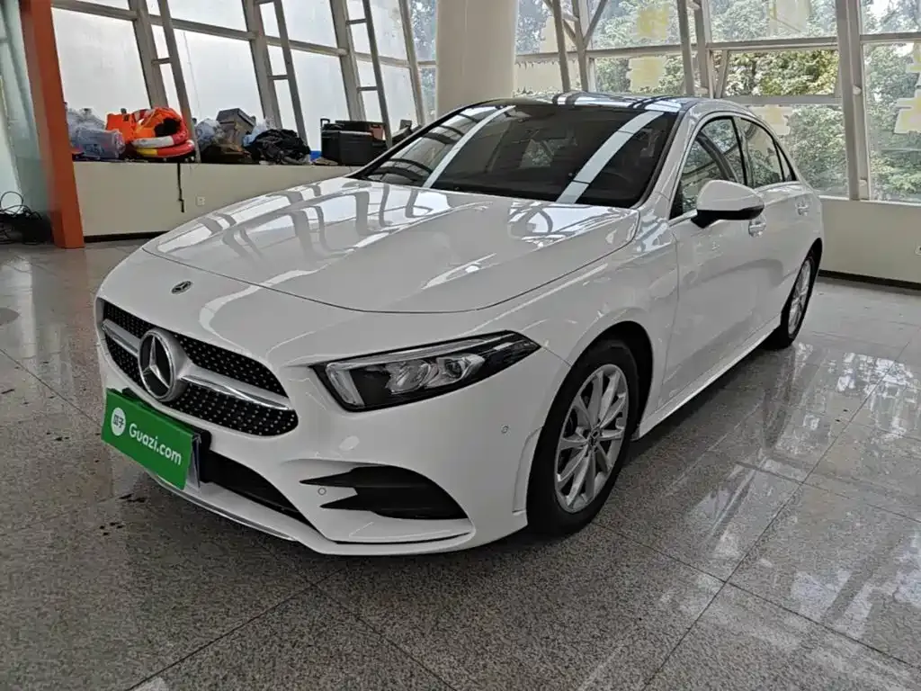 Mercedes-Benz A-Class — фото 1