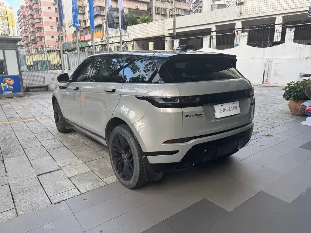 Land Rover Evoque — фото 9