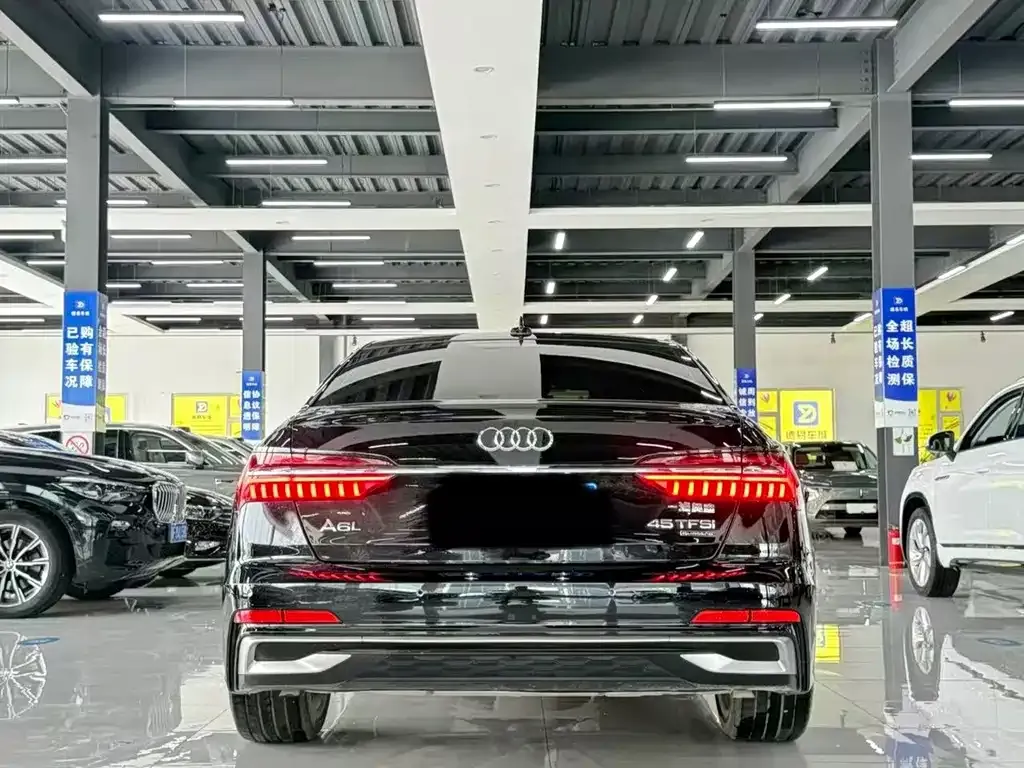 Audi A6L — фото 6
