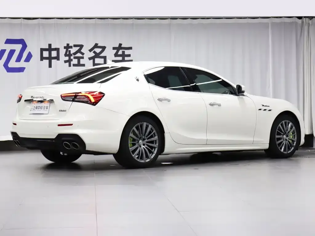 Maserati Ghibli — фото 9