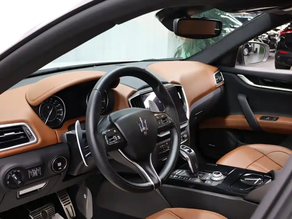 Maserati Ghibli — фото 4