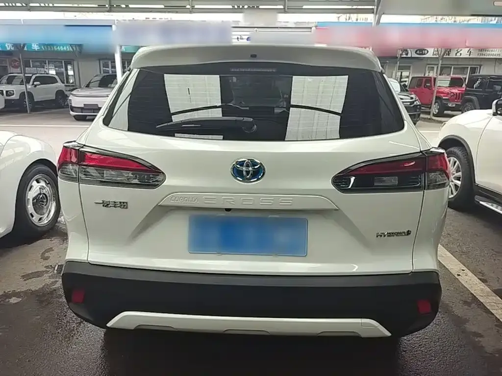 Toyota Corolla Cross — фото 3