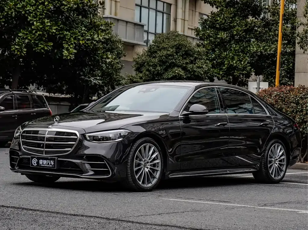 Mercedes-Benz S-Class — фото 1