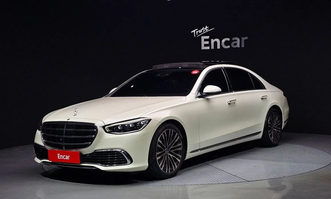 Mercedes-Benz S-Class — фото 1