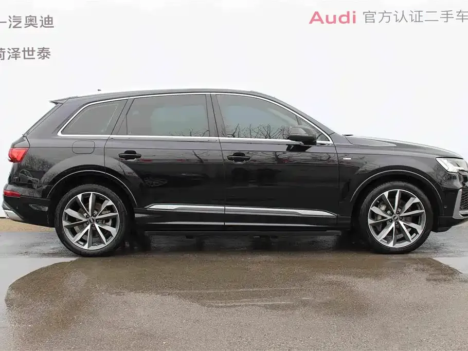 Audi Q7 — фото 9