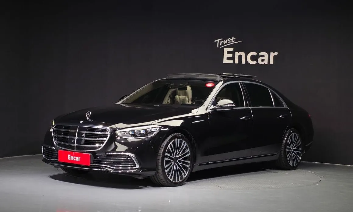 Mercedes-Benz S-Class — фото 1
