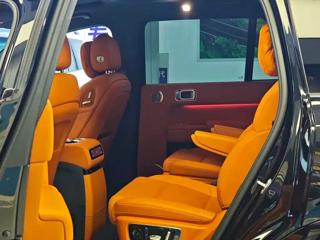 Li Auto L9 — фото 10