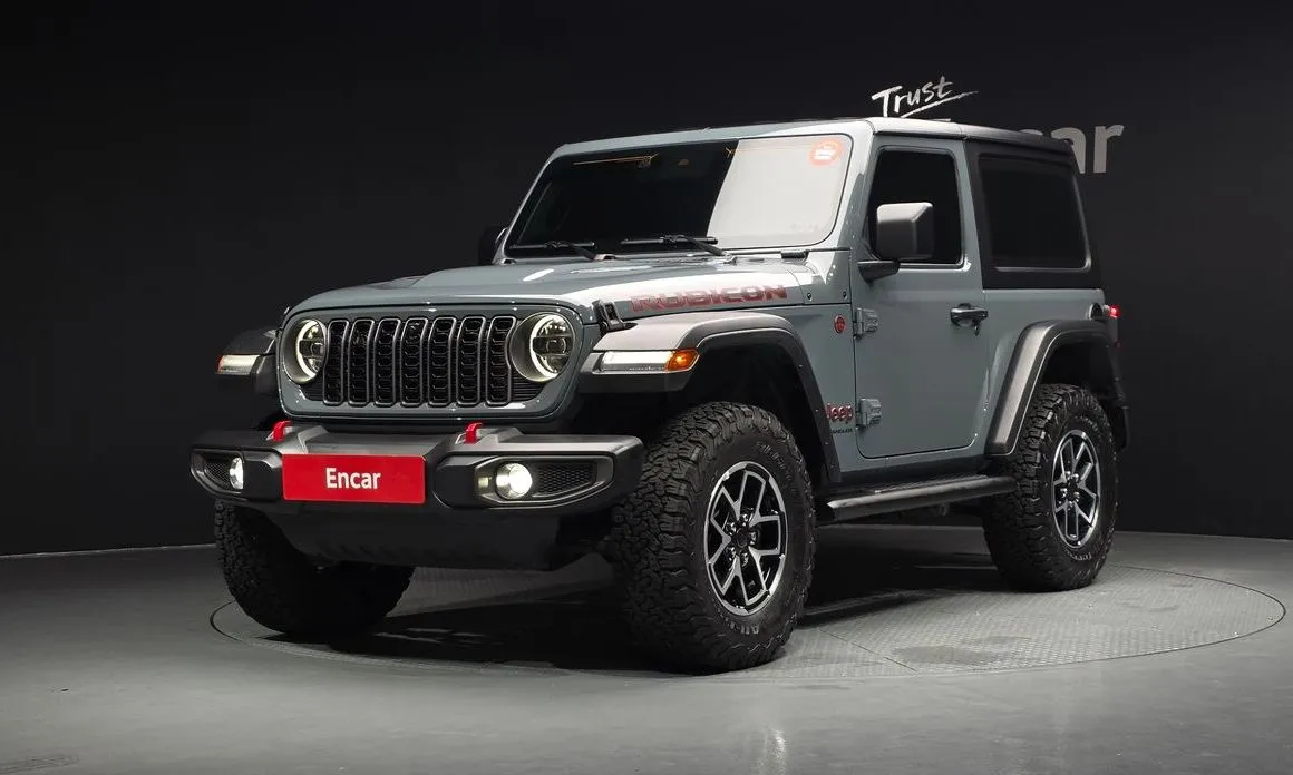 Jeep Wrangler — фото 1