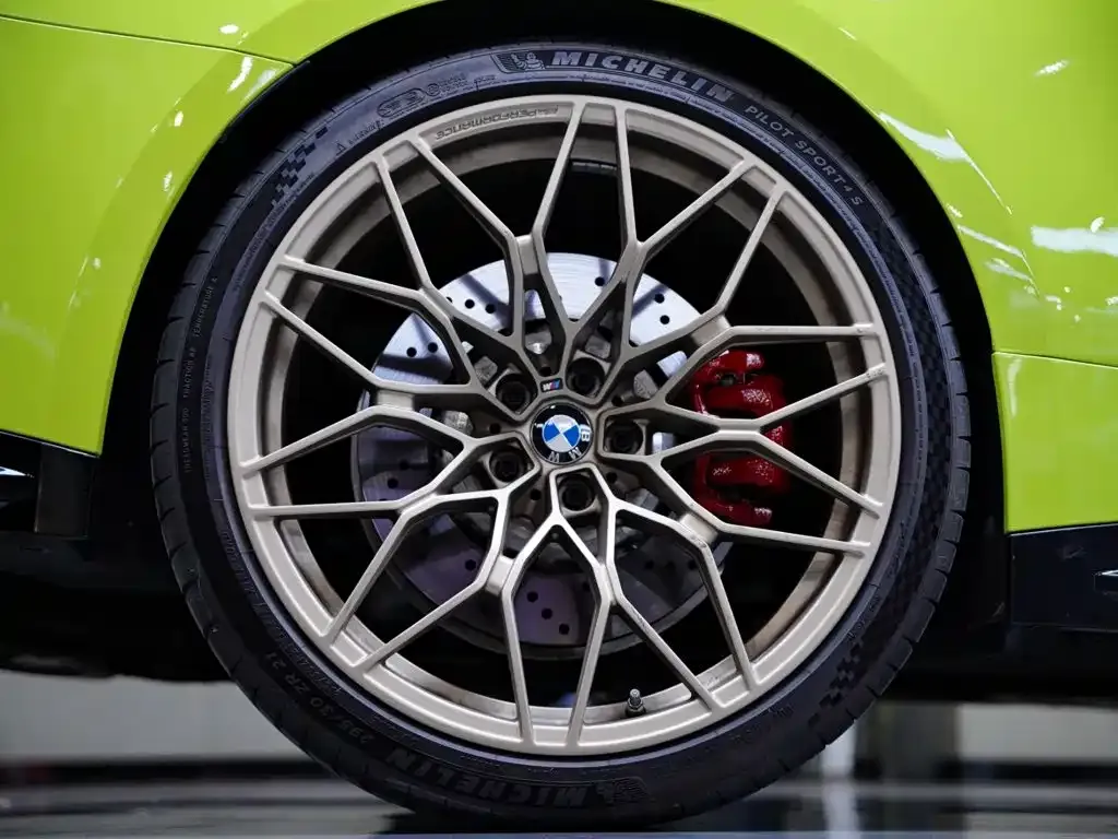 BMW M4 — фото 5