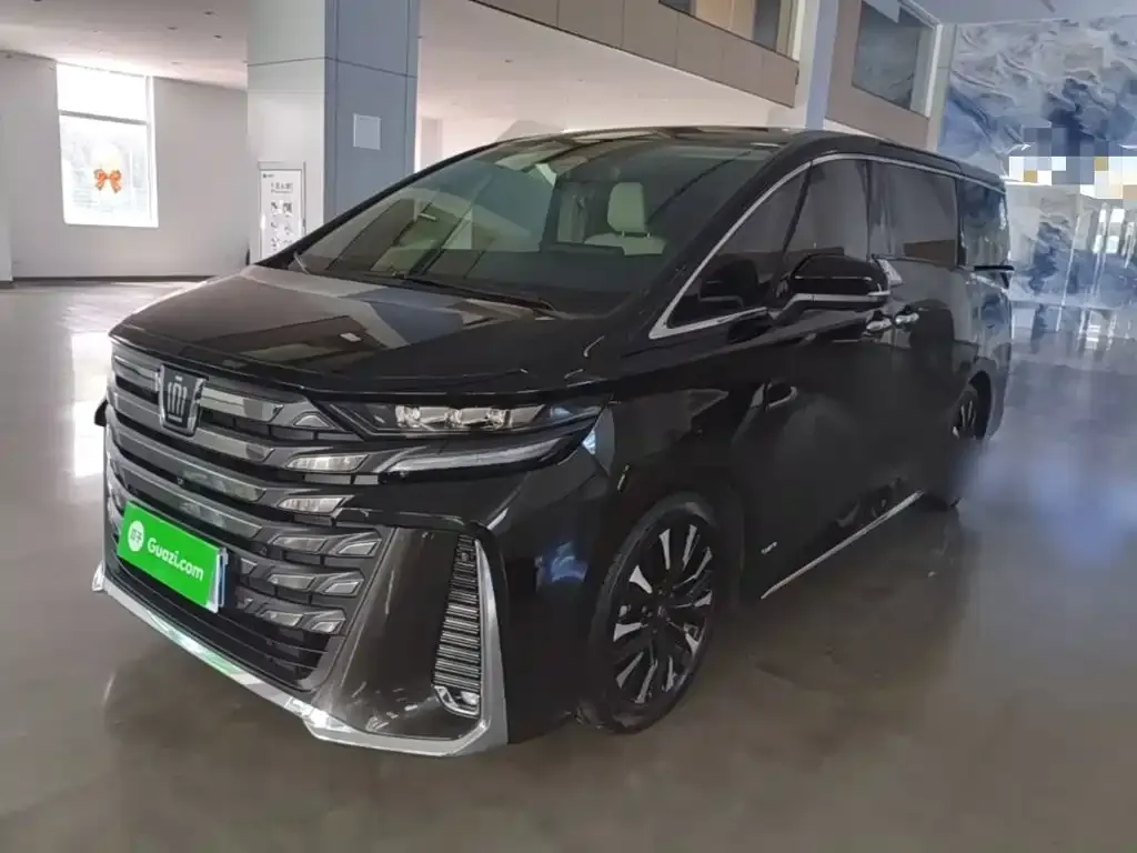 Toyota Vellfire — фото 6