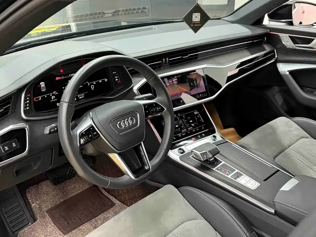 Audi A6L — фото 8