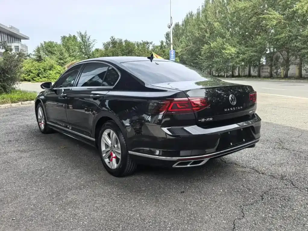 Volkswagen Magotan — фото 10