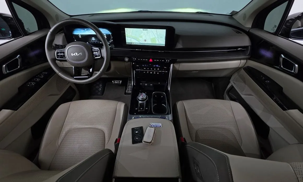 Kia Carnival — фото 9