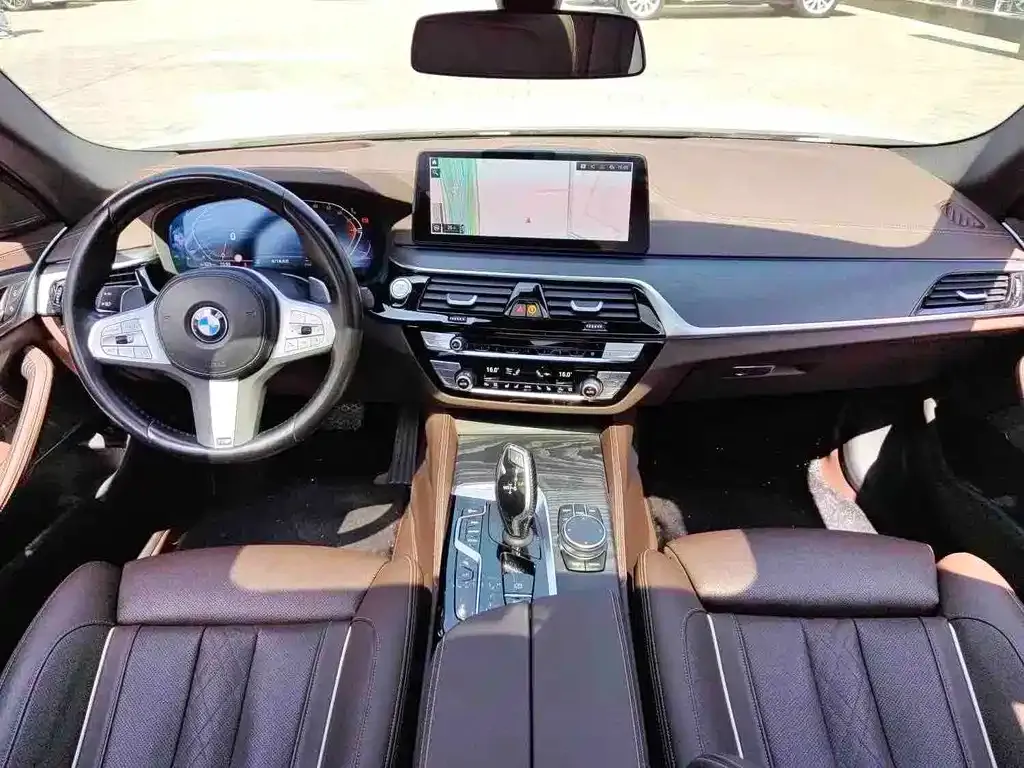 BMW 5 Series — фото 3