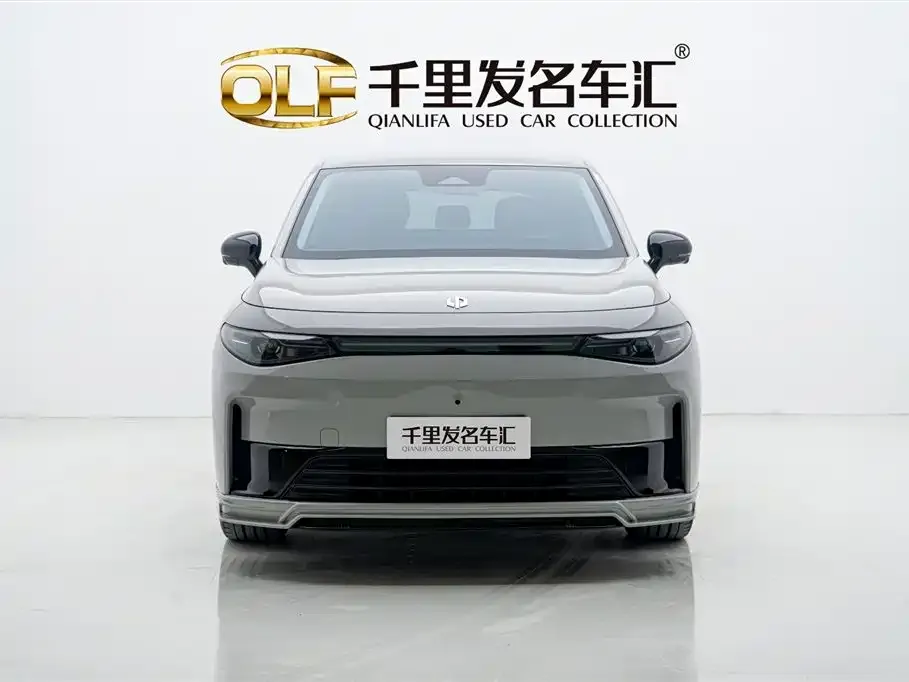 Leapmotor C10 — фото 1