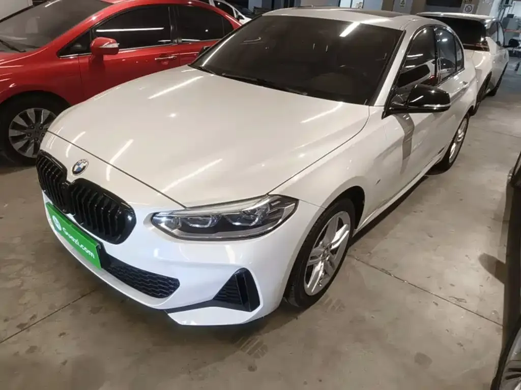 BMW 1 Series — фото 1