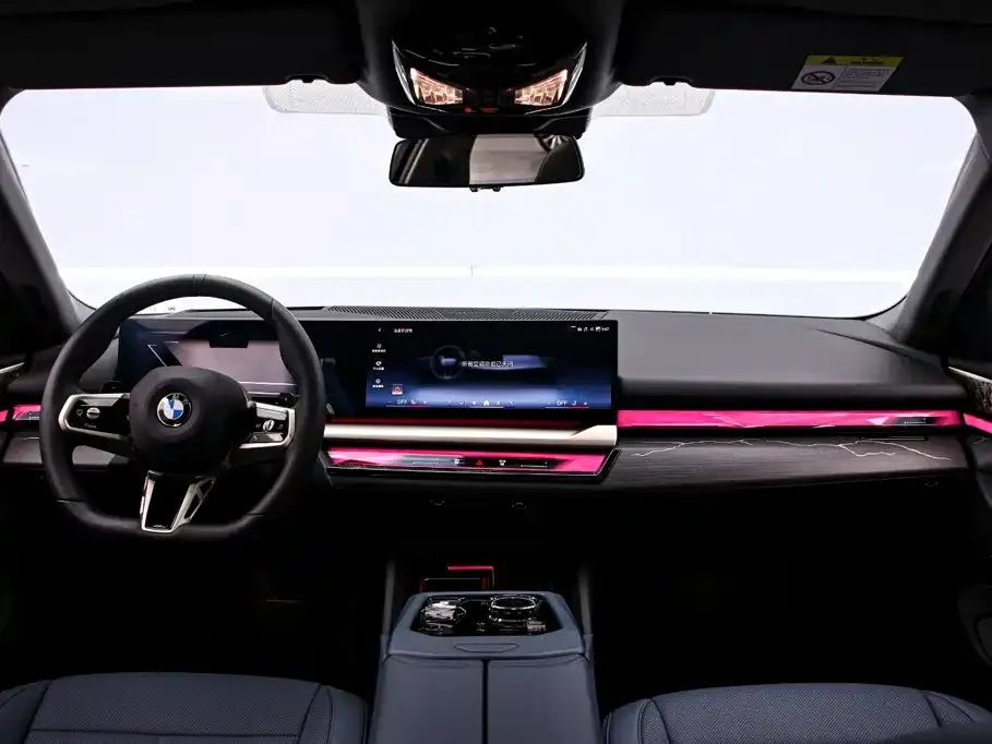 BMW 5 Series — фото 4