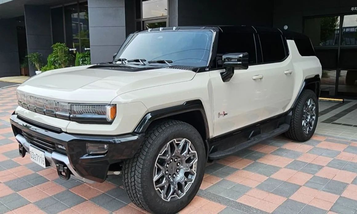 GMC Hummer EV — фото 1