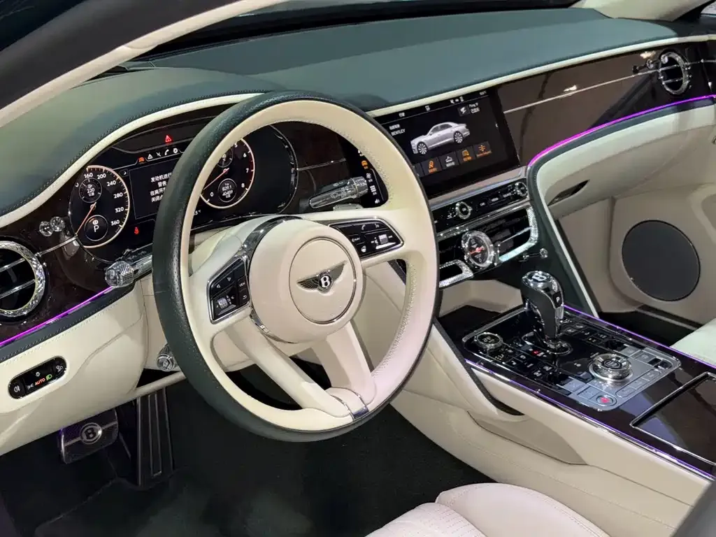Bentley Flying Spur — фото 8