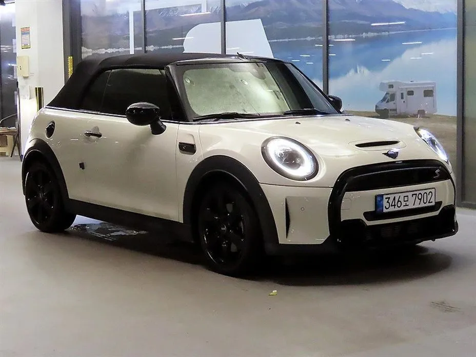 Mini Cooper Convertible — фото 1