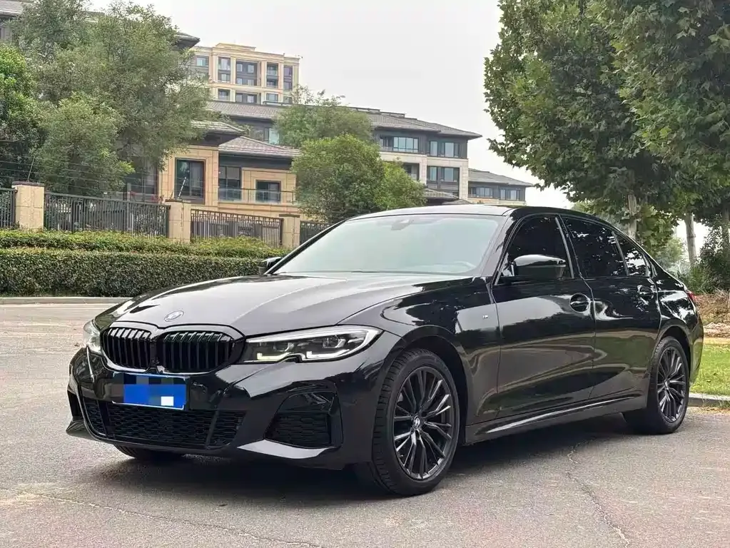 BMW 3 Series — фото 1