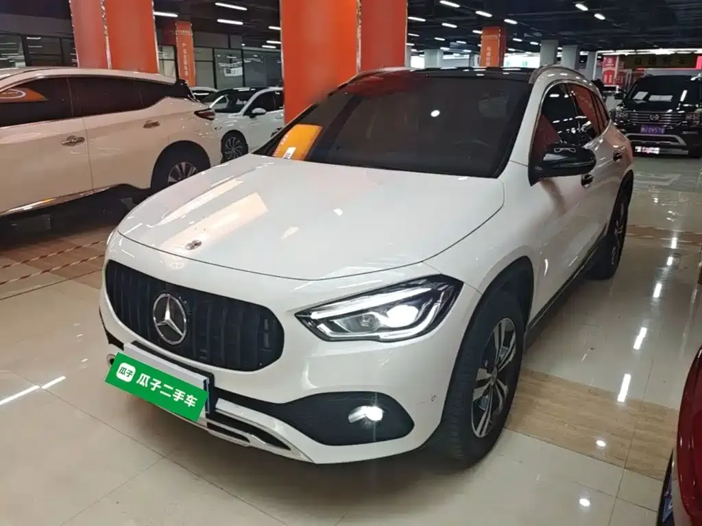Mercedes-Benz GLA — фото 1
