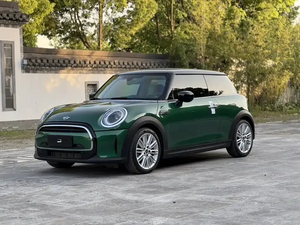 MINI Cooper (3-door) — фото 1