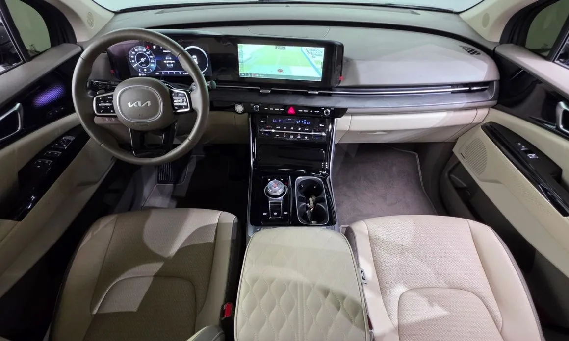 Kia Carnival — фото 4