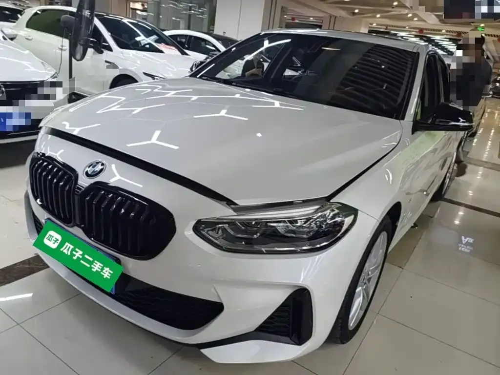 BMW 1 Series — фото 1
