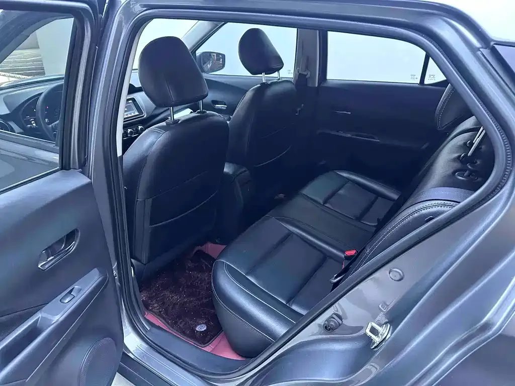 Nissan Kicks — фото 8