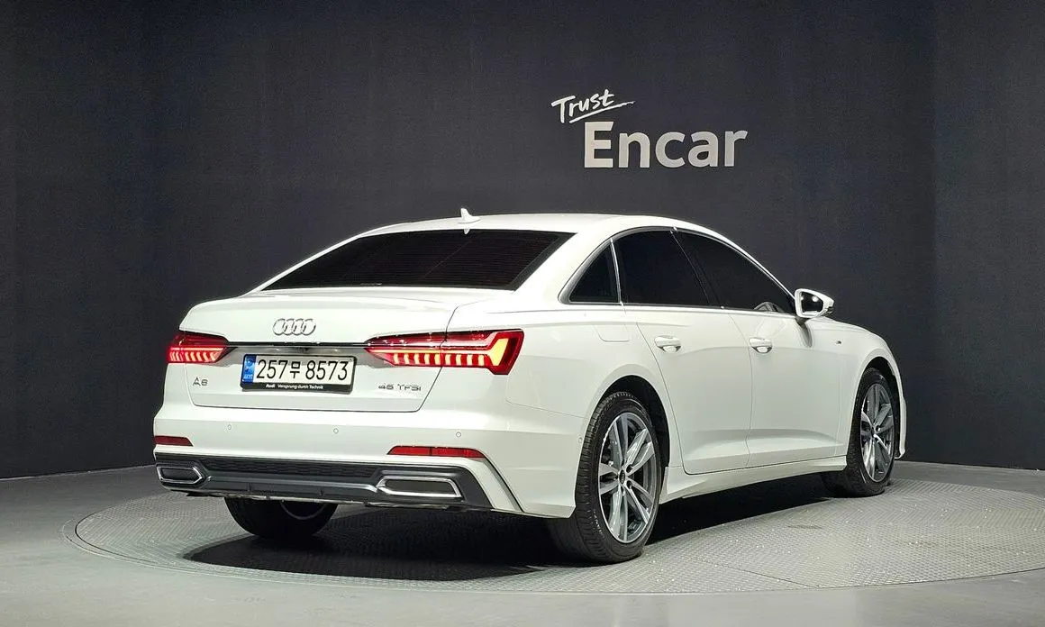Audi A6 — фото 6