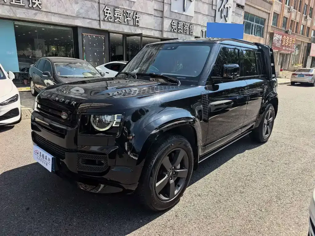 Land Rover Defender — фото 1
