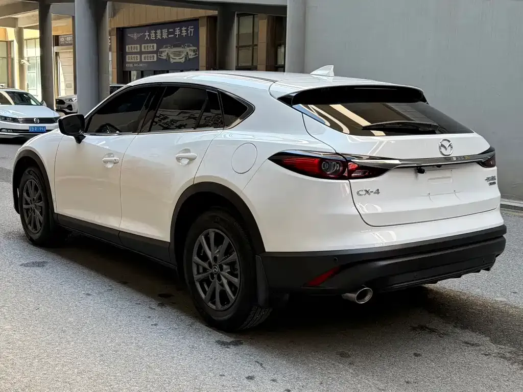 Mazda CX-4 — фото 2
