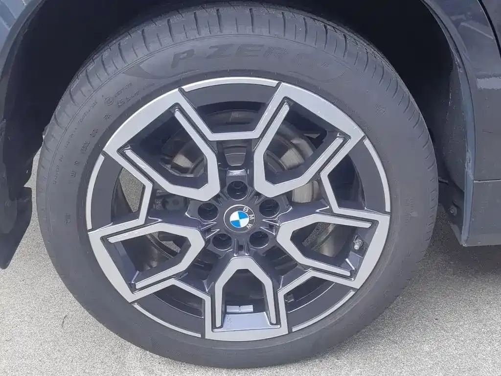 BMW X1 — фото 10